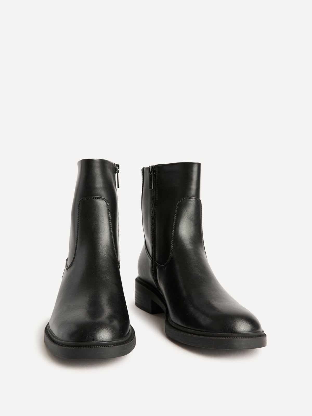 Discover Black Chelsea Boots