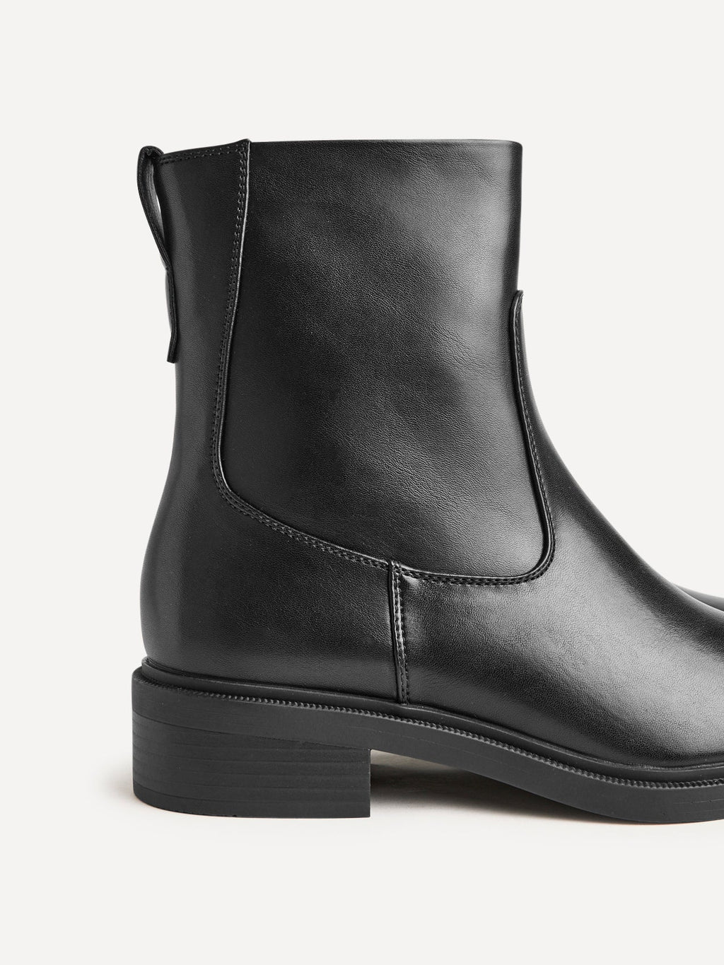 Discover Black Chelsea Boots