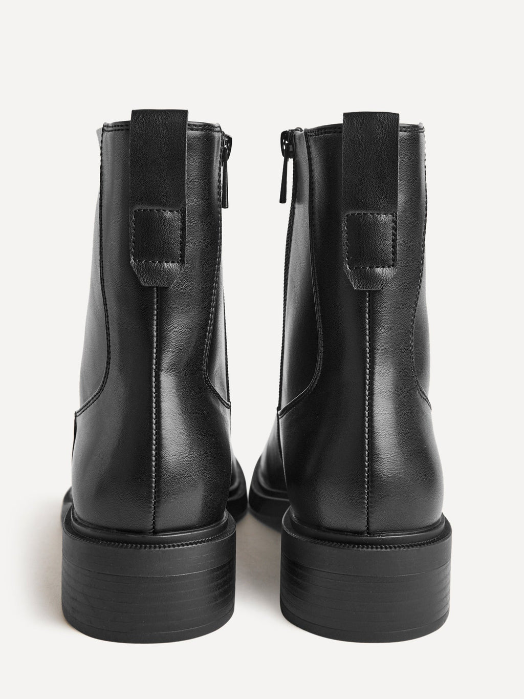 Discover Black Chelsea Boots